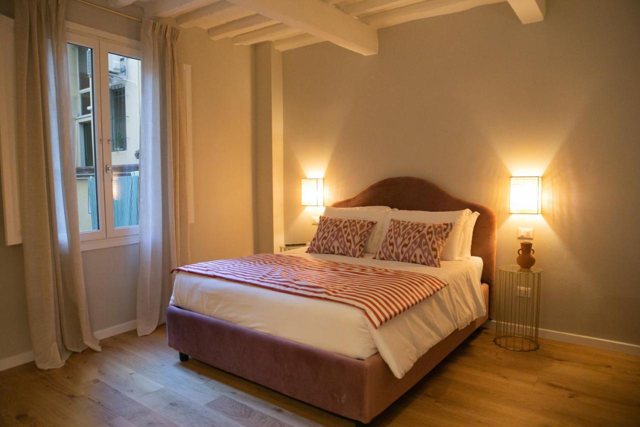 Lunaria Suites - Fyodor Dostoyevsky'S House Florence Luaran gambar